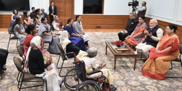 प्रधानमंत्री ने अंतर्राष्ट्रीय महिला दिवस पर नारी शक्ति पुरस्कार विजेताओं से परस्पर बातचीत की
