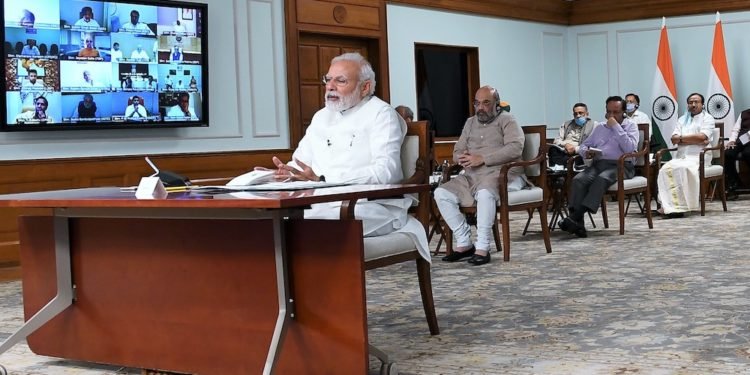 प्रधानमंत्री श्री नरेन्द्र मोदी ने राजनीतिक दलों के नेताओं के साथ विचार-विमर्श किया