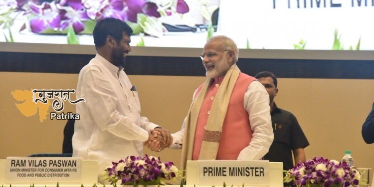 प्रधानमंत्री ने केंद्रीय मंत्री श्री राम विलास पासवान के निधन पर दुख जताया