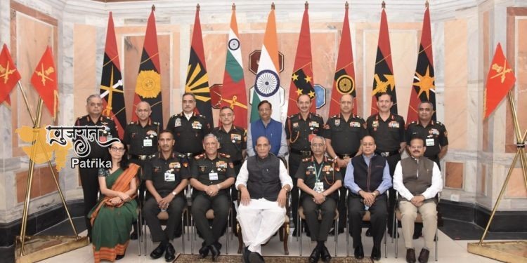 माननीय रक्षा मंत्री ने भारतीय सेना के वरिष्ठ नेतृत्व को संबोधित किया