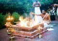 कोरोना से मरने वाले रोगियों की आत्मा की शांति के लिए सूरत में शांति यज्ञ का आयोजन किया गया