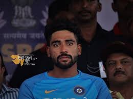 भारतीय क्रिकेटर सिराज ने ऑस्ट्रेलिया से लौटने से पहले अपने पिता की कब्र पर दी श्रद्धांजलि
