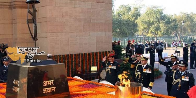 श्रीनगर : हमले में दो पुलिसकर्मी शहीद, CCTV में AK-47 से गोलियां बरसाते दिखे आतंकी
