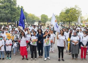 फिट इंडिया मूवमेंट ने एनवाईकेएस के सहयोग से सभी महिलाओं के लिए फिट इंडिया वॉकथॉन का आयोजन किया
