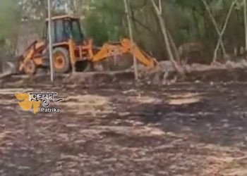 पंचायत चुनाव में मिली हार तो बौखलाया पूर्व प्रधान, JCB से खुदवा दी अपने कार्यकाल में बनी सड़क