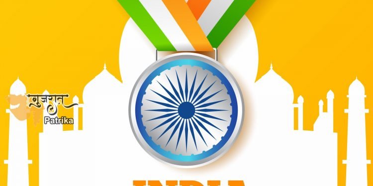 देश से है प्यार तो हरपल यह कहना चाहिए