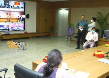 मुख्यमंत्री ने गांधीनगर में जन शिकायत निवारण कार्यक्रम “स्वैगट ऑनलाइन” के माध्यम से बात की