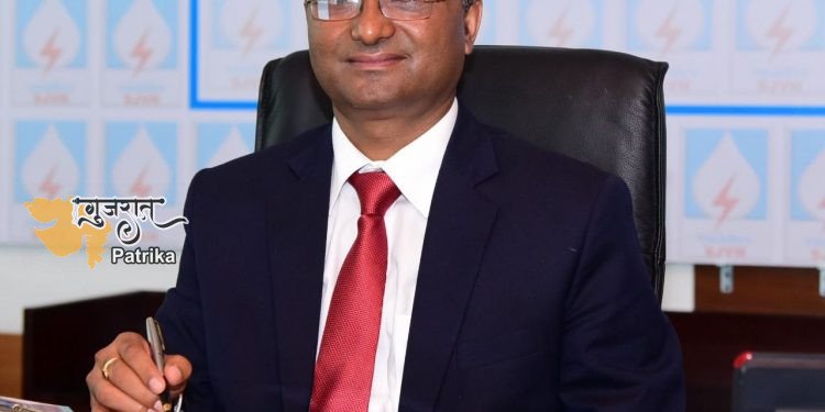 एसजेवीएन ने गुजरात में 100 मेगावाट की सोलर परियोजना हासिल की