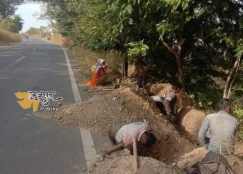 रिलायंस जियो अंडर ग्राउंड केबल लाइन पर उच्च स्तरीय प्रस्तुति