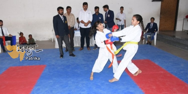 खेल महाकुंभ के तहत पटना में जिला स्तरीय हॉकी, कराटे व हैंडबाल प्रतियोगिता का आयोजन
