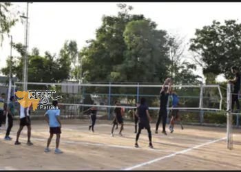खेल परिसर, नडियाद में वॉलीबॉल प्रतियोगिता का आयोजन किया गया, प्रतियोगिता में 10 विभिन्न टीमों ने भाग लिया।