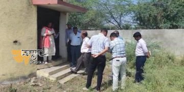 गरबाड़ा कस्बे में वर्षों से बंद पड़े अंडरग्राउंड सीवर की समीक्षा जिला विकास अधिकारी ने की।