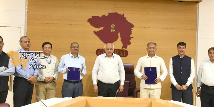 मुख्यमंत्री गौमाता पोषण योजना” की घोषणा के लिए मुख्यमंत्री श्री भूपेंद्रभाई पटेल का अभिनंदन समारोह