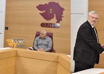 भारत में इजरायल के राजदूत श्री नाओर गिलो ने गांधीनगर में मुख्यमंत्री श्री भूपेन्द्र पटेल से शिष्टाचार भेंट की