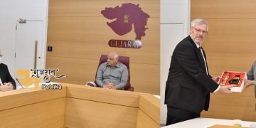 भारत में इजरायल के राजदूत श्री नाओर गिलो ने गांधीनगर में मुख्यमंत्री श्री भूपेन्द्र पटेल से शिष्टाचार भेंट की