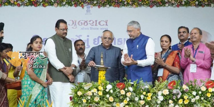 गौरव दिवस समारोह के अवसर पर सीएम का ऐलान- पाटन जिले को मिलेंगे रु. 140.68 करोड़ विकास कार्य