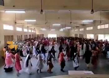 तलजा शहर के गर्ल्स हाई स्कूल में सांस्कृतिक कार्यक्रम का आयोजन किया गया