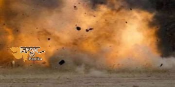 सीरिया में सेना की एक बस के पास हुए बम विस्फोट में 11 लोगों समेत कम से कम 13 लोगों की मौत हो गई।