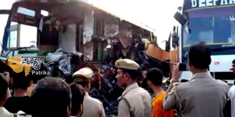 प्रधानमंत्री ने बाराबंकी में पूर्वांचल एक्सप्रेसवे पर हुई सड़क दुर्घटना में जान गंवाने वाले लोगों के प्रति शोक व्यक्त किया