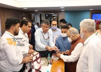 चुनाव प्रक्रियाओं का सख्ती से पालन करना निर्वाचन आयोग की पहचान है: सीईसी