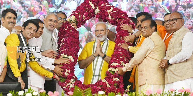 माननीय प्रधानमंत्री ने सबर डेयरी की विभिन्न परियोजनाओं का लोकार्पण एवं शिलान्यास किया