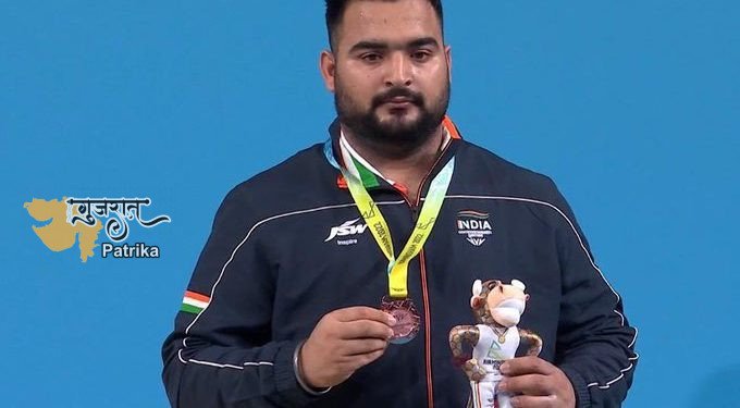 प्रधानमंत्री श्री नरेन्द्र मोदी ने लवप्रीत सिंह को पुरुषों के 109 किग्रा वर्ग में भारोत्तोलन में कांस्य पदक जीतने पर बधाई दी है।