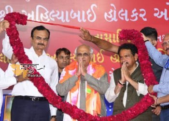 मुख्यमंत्री ने लोकमाता श्री अहिल्याबाई होल्कर की प्रतिमा का किया अनावरण