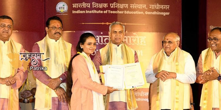 शिक्षा का मूल्य यह है कि ज्ञान-कौशल का उपयोग राष्ट्र के हित में किया जाए: मुख्यमंत्री
