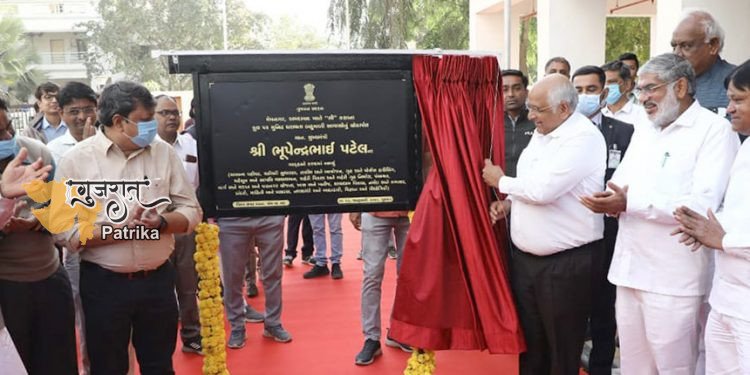मेमनगर में गगनचुंबी आवास का लोकार्पण मुख्यमंत्री श्री भूपेन्द्र पटेल द्वारा