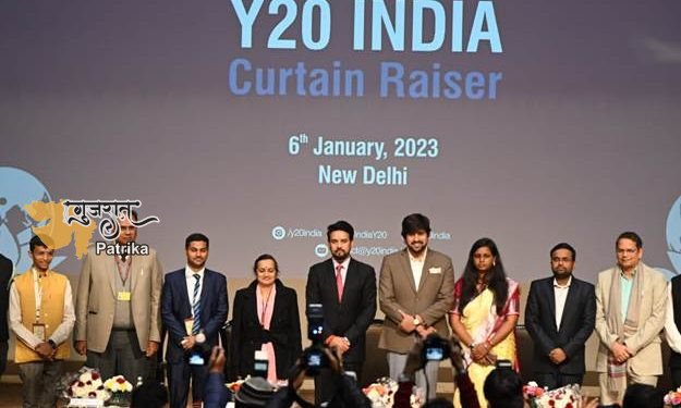विश्व की अर्थव्यवस्था और मानवता का भविष्य युवाओं के हाथों में : श्री अनुराग सिंह ठाकुर