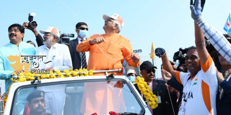 अहमदाबाद में अंतरराष्ट्रीय पतंग महोत्सव का उद्घाटन करते मुख्यमंत्री श्री भूपेंद्र पटेल
