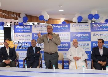 गुजरात के माननीय मंत्री, श्री कनुभाई देसाई ने वापी में डॉ. अगरवाल्स के पहले सुपर स्पेशियलिटी आई हॉस्पिटल का उद्घाटन किया