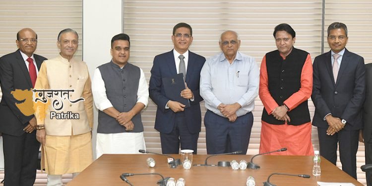 मुख्यमंत्री श्री भूपेंद्र पटेल की उपस्थिति में मेट्ट्यूब कॉपर इंडिया प्राइवेट लिमिटेड और गुजरात सरकार के बीच समझौता ज्ञापन