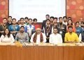 मुख्यमंत्री के दौरे के दौरान एबीवीपी की राष्ट्रीय एकता यात्रा में भाग लेते पूर्वोत्तर भारत के युवा