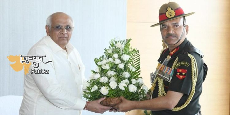 मुख्यमंत्री श्री भूपेंद्र पटेल जनरल ऑफिसर कमांडिंग इन चीफ सार्जेंट कमांड भारतीय थल सेना के लेफ्टिनेंट जनरल अजय कुमार सिंह की सौजन्य यात्रा