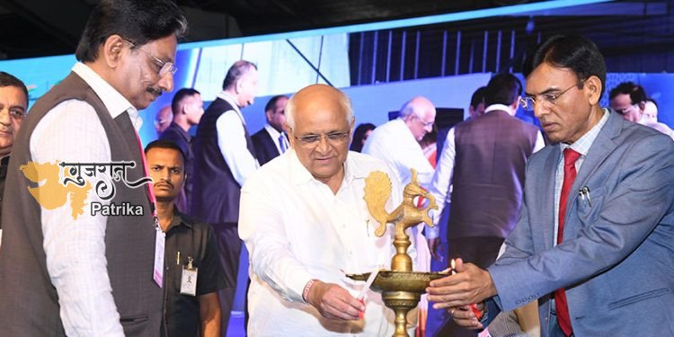 मुख्यमंत्री श्री भूपेन्द्र पटेल गांधीनगर में मेडटेक एक्सपो-2023 का उद्घाटन करते हुए