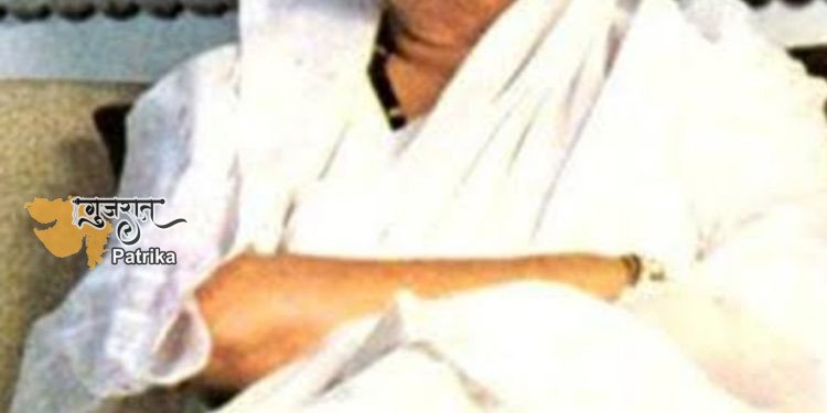 प्रधानमंत्री ने राजमाता विजया राजे सिंधिया जी को उनकी जयंती पर श्रद्धांजलि अर्पित की