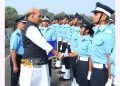 रक्षा मंत्री ने वायु सेना अकादमी, डंडीगल में संयुक्त स्नातक परेड की समीक्षा की