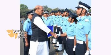 रक्षा मंत्री ने वायु सेना अकादमी, डंडीगल में संयुक्त स्नातक परेड की समीक्षा की