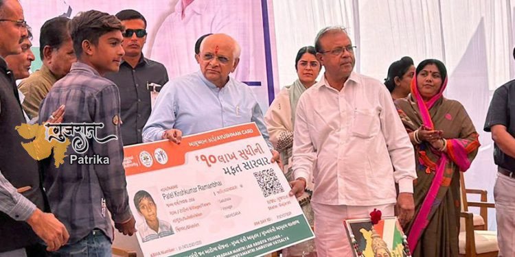 मुख्यमंत्री ने विकसित भारत संकल्प यात्रा में शामिल होने के लिए मेहसाणा जिले के सदुथला गांव का दौरा किया