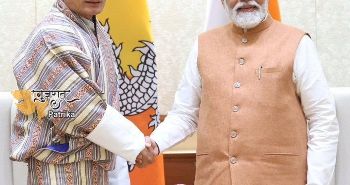प्रधानमंत्री नरेन्‍द्र मोदी ने भूटान के प्रधानमंत्री से भेंट की