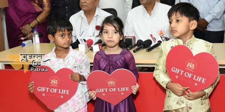 श्री सत्य साईं संजीवनी हॉस्पिटल्स ने “गिफ़्ट ऑफ़ लाइफ़” कार्यक्रम के ज़रिये 30,000 बच्चों की निःशुल्क हार्ट सर्जरी पूरी की